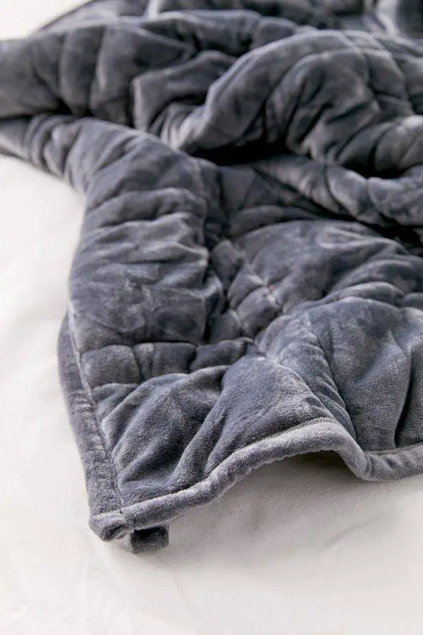 how to wash weighted blankets