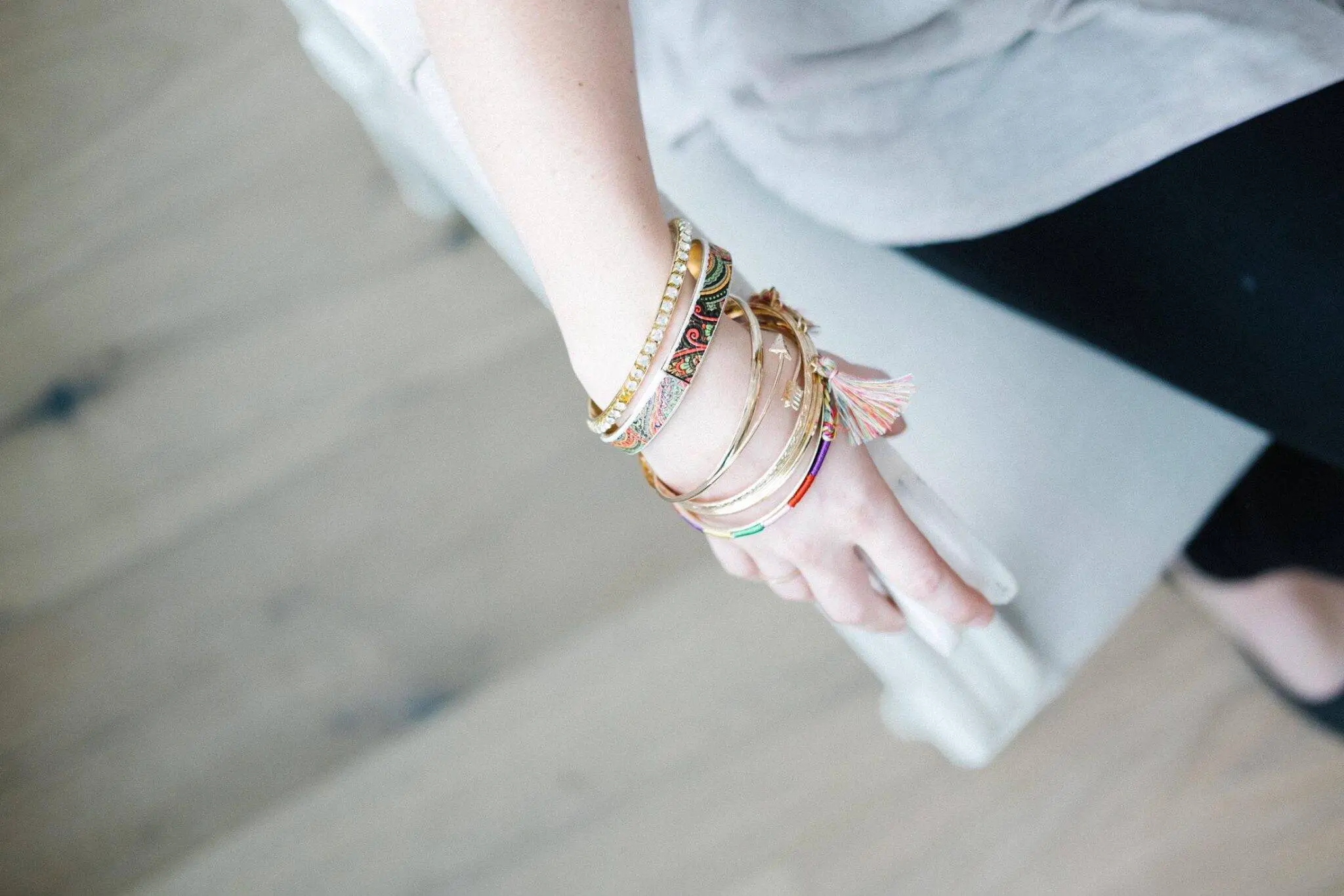 Types Of Bangles And How To Style Your Bangles Perfectly