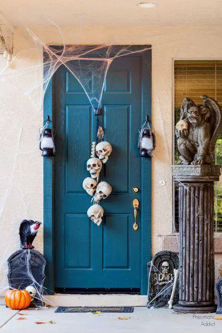 halloween door decorations