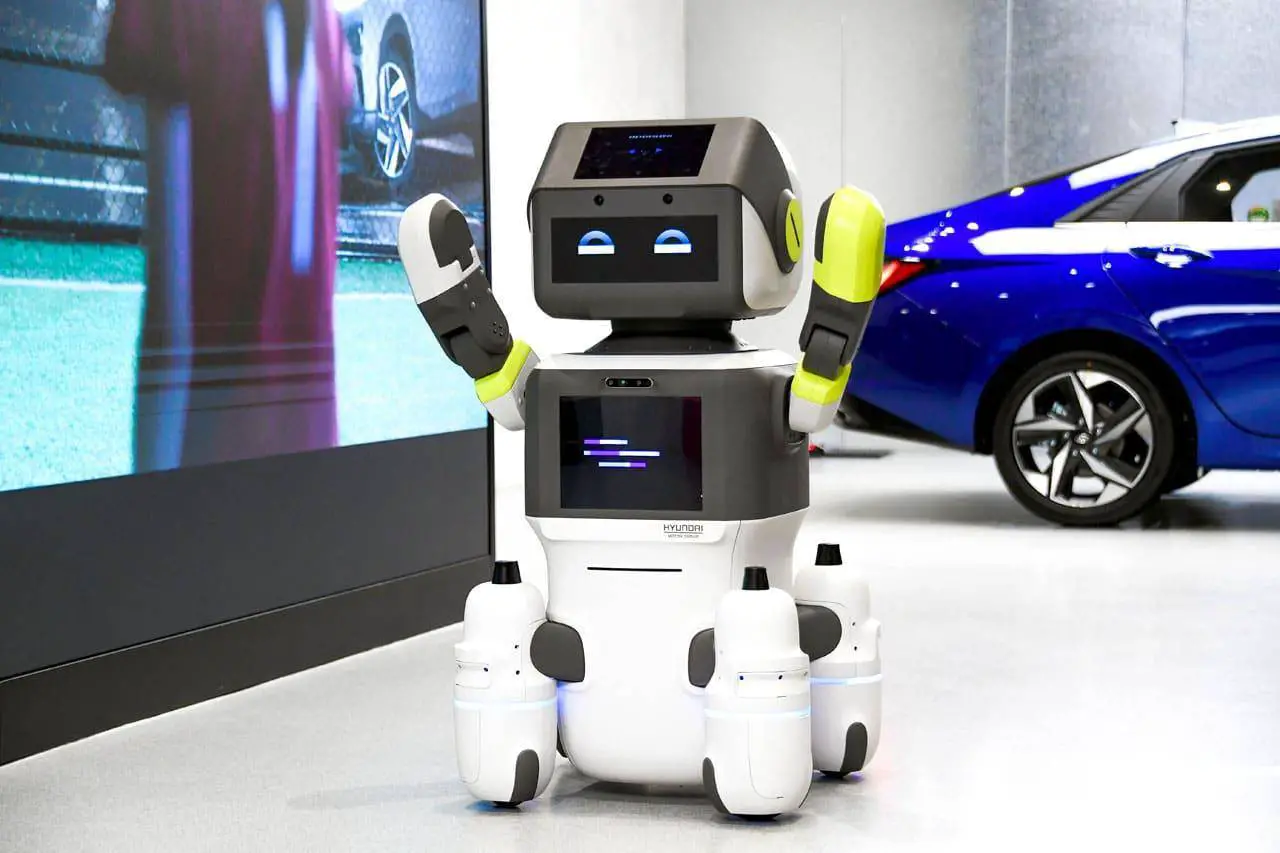 Hyundai DAL-e – Customer Service Robot – Smart And Incredible