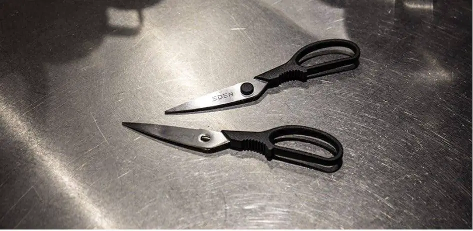 how to sharpen scissors