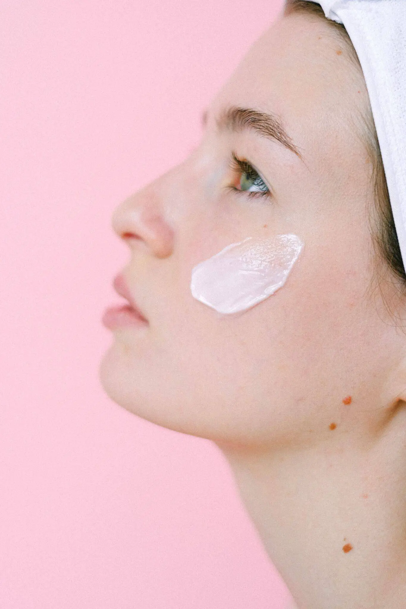 Retinol Face Cream- All You Need To Learn With 6 Best Creams