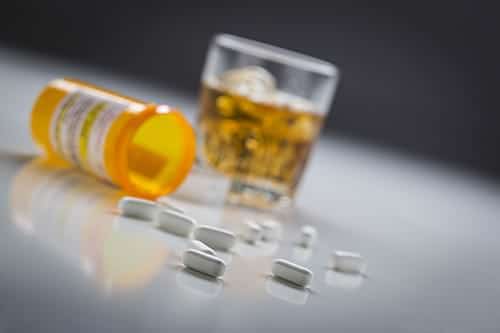 Benadryl And Alcohol – 10 Reasons To Never Mix Them