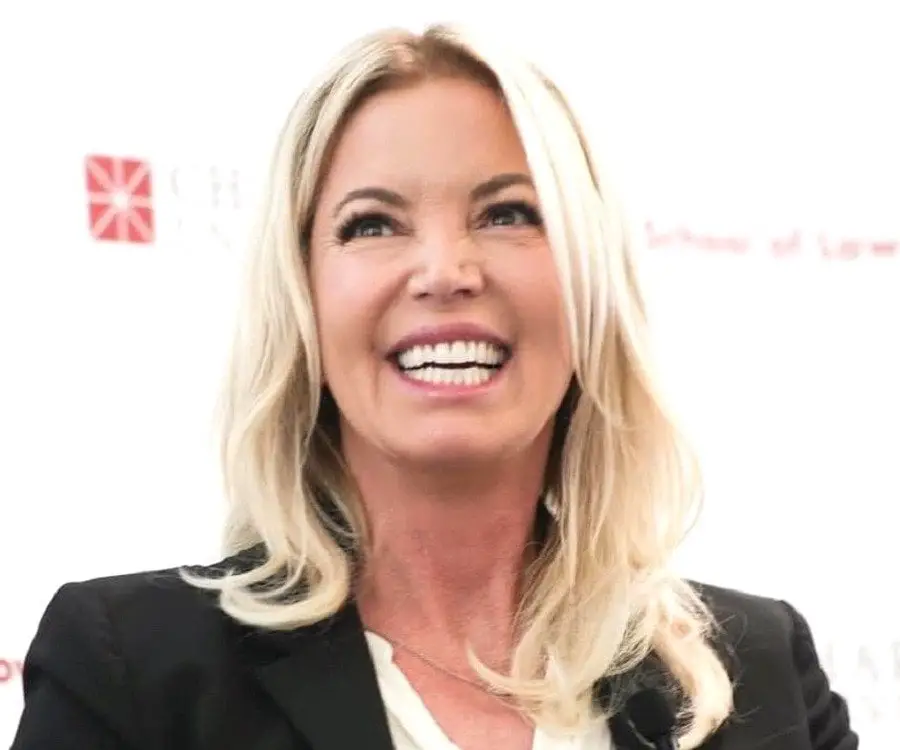 Jeanie Buss net worth 