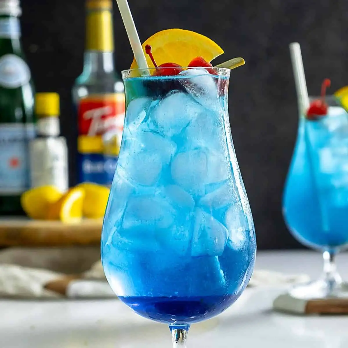 Best Blue Lagoon Cocktail Recipe 2022 [Pro Tips and Ingredients]