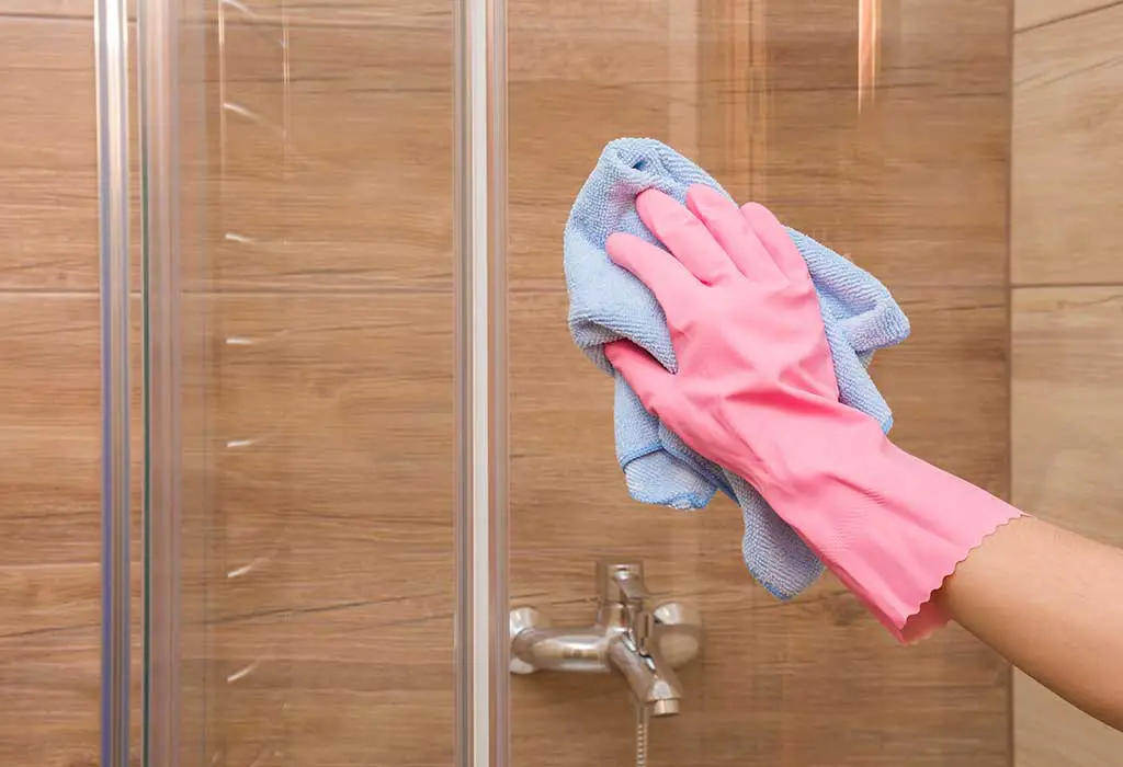 how to clean shower doors