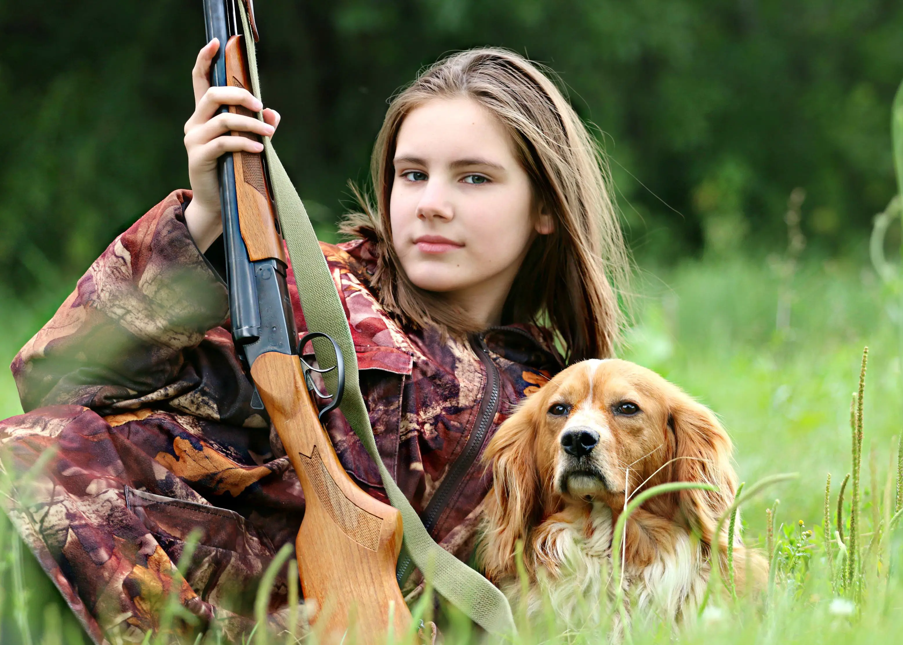 hunter, girl, dog