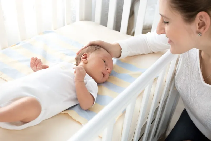 When to move baby to crib? 5 best steps explained!