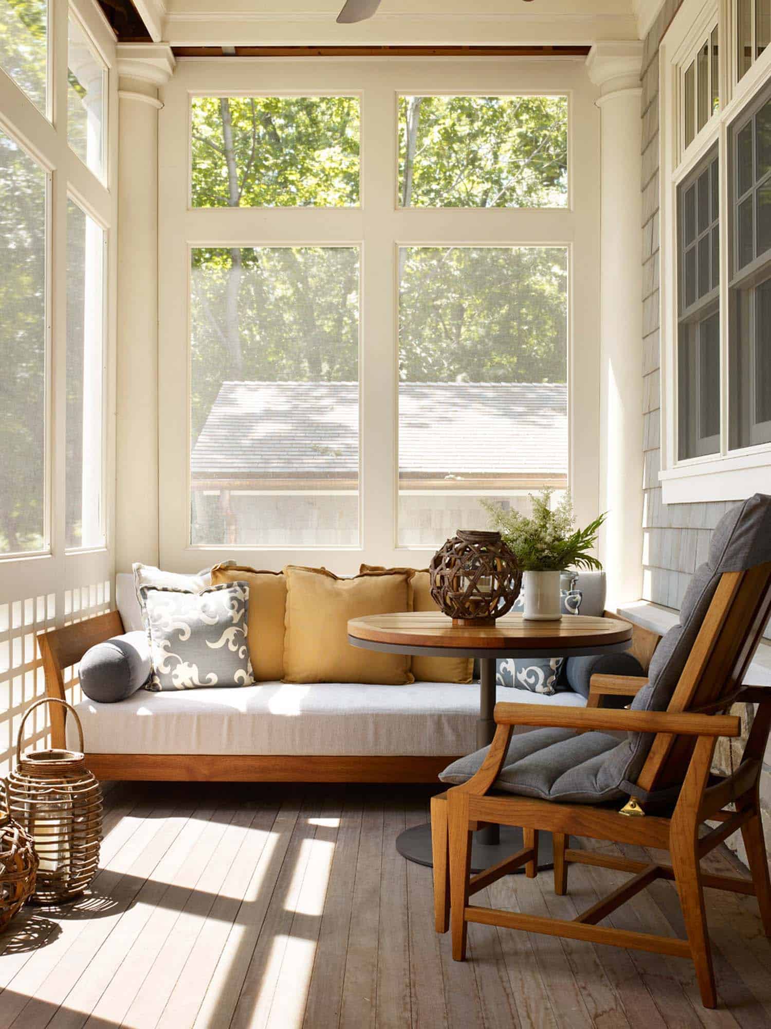 small screened in porch ideas