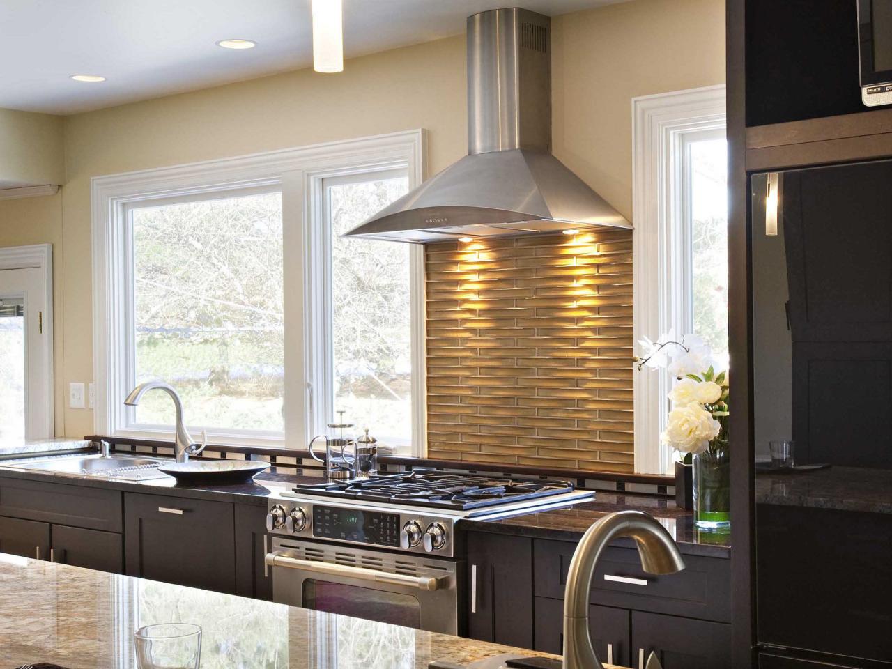 behind stove stove backsplash ideas